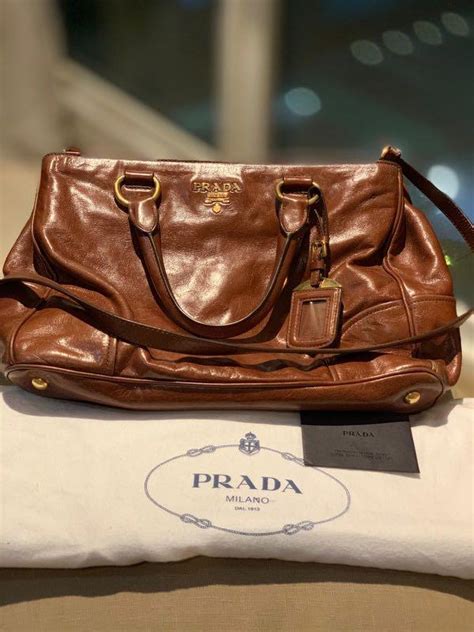 prada vitello shine tote|PRADA Vitello Shine Tote Palissandro 97609 .